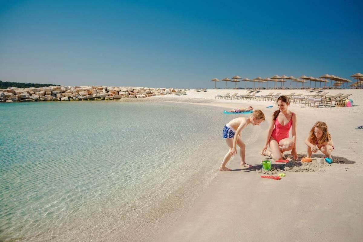 Cardo Apartments Porec Bagian luar foto