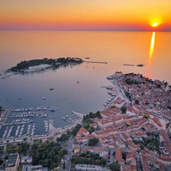 Cardo Apartments Porec Bagian luar foto